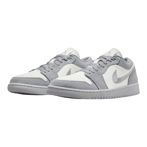 Image of Nike Women's Air Jordan 1 Low-Top Shoes