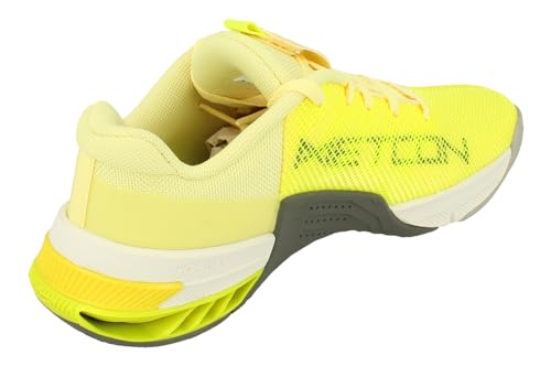 Nike Women Low-Top Sneakers3