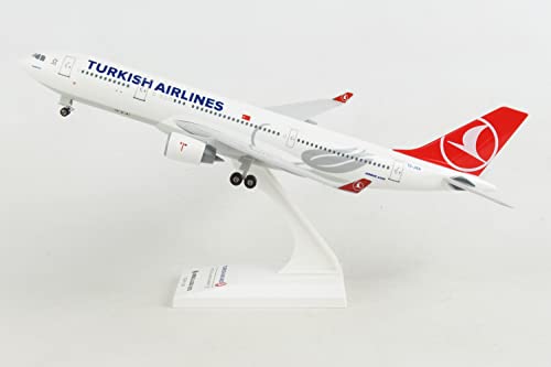 Daron Skymarks Turkish A330-200 With Gear Model Kit (1/200 Scale) #TOP3