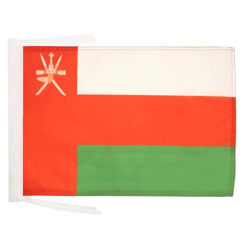 AZ FLAG - Drapeau Oman - 45x30 cm - Pavillon Omanais 100% Polyester Avec Deux Cordelettes - 20g
