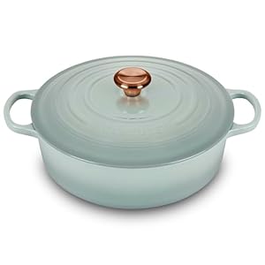 Le Creuset Signature 6.75-quart Round Wide Oven with Copper Knob – Enameled Cast Iron (Sea Salt)