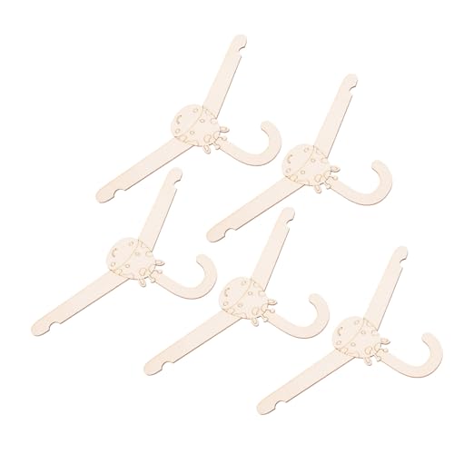 Garneck DIY Wooden Baby Hangers Animal Shapes 5pcs Giraffe Hangers Boys and Girls Clothing Rack Small Closet Organizer
