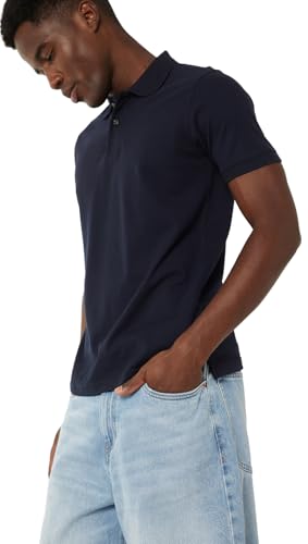 Image of Max Men's Polycotton Half Sleeves Regular Fit Solid Polo T-Shirt