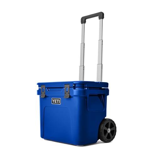 Image of YETI Roadie 32 Wheeled Cooler