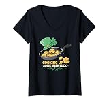 Mujer Tréboles en la estufa – Chef irlandés de San Patricio Camiseta Cuello V
