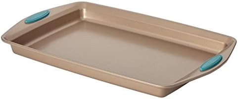 Pemberly Row Nonstick 4 Piece Bakeware Set in Brown and Blue