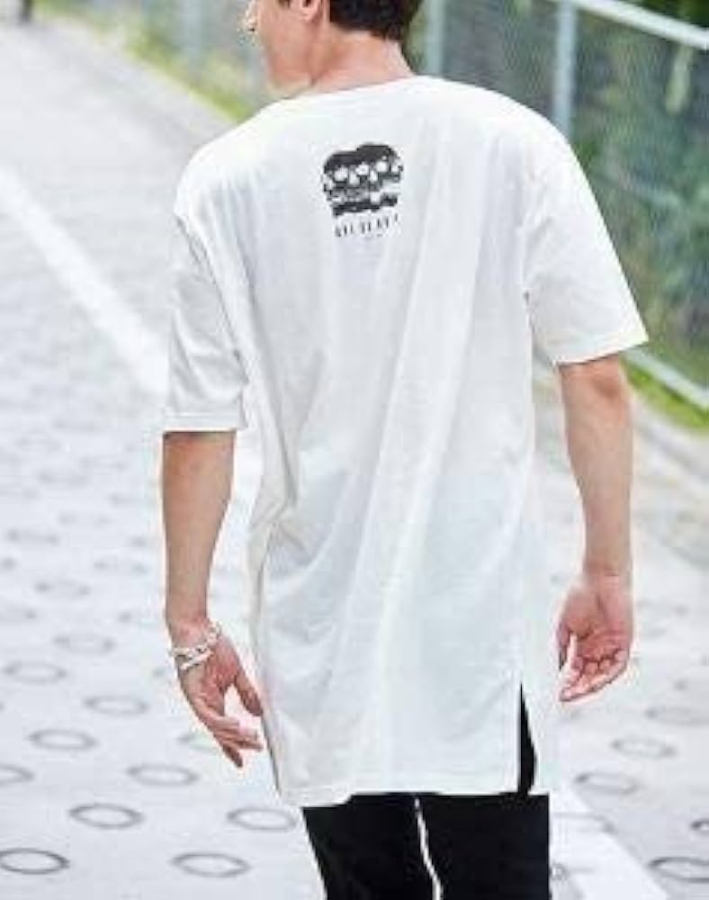 【レア】ONE OK ROCK 2018 BIGTシャツ Amazon.co.jp: ONE OK ROCK（ワンオクロック) 2018 公式グッズ