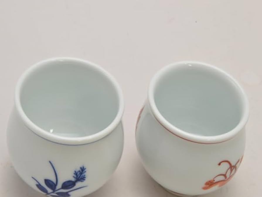 源右衛門　お猪口セット Amazon.co.jp: 源右衛門窯 干支 ぐい呑み 猪口 猪 酉 焼き物 2セット