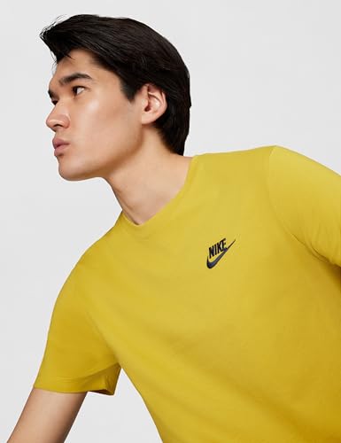 Image of Nike Men's Sportswear Club T-Shirt