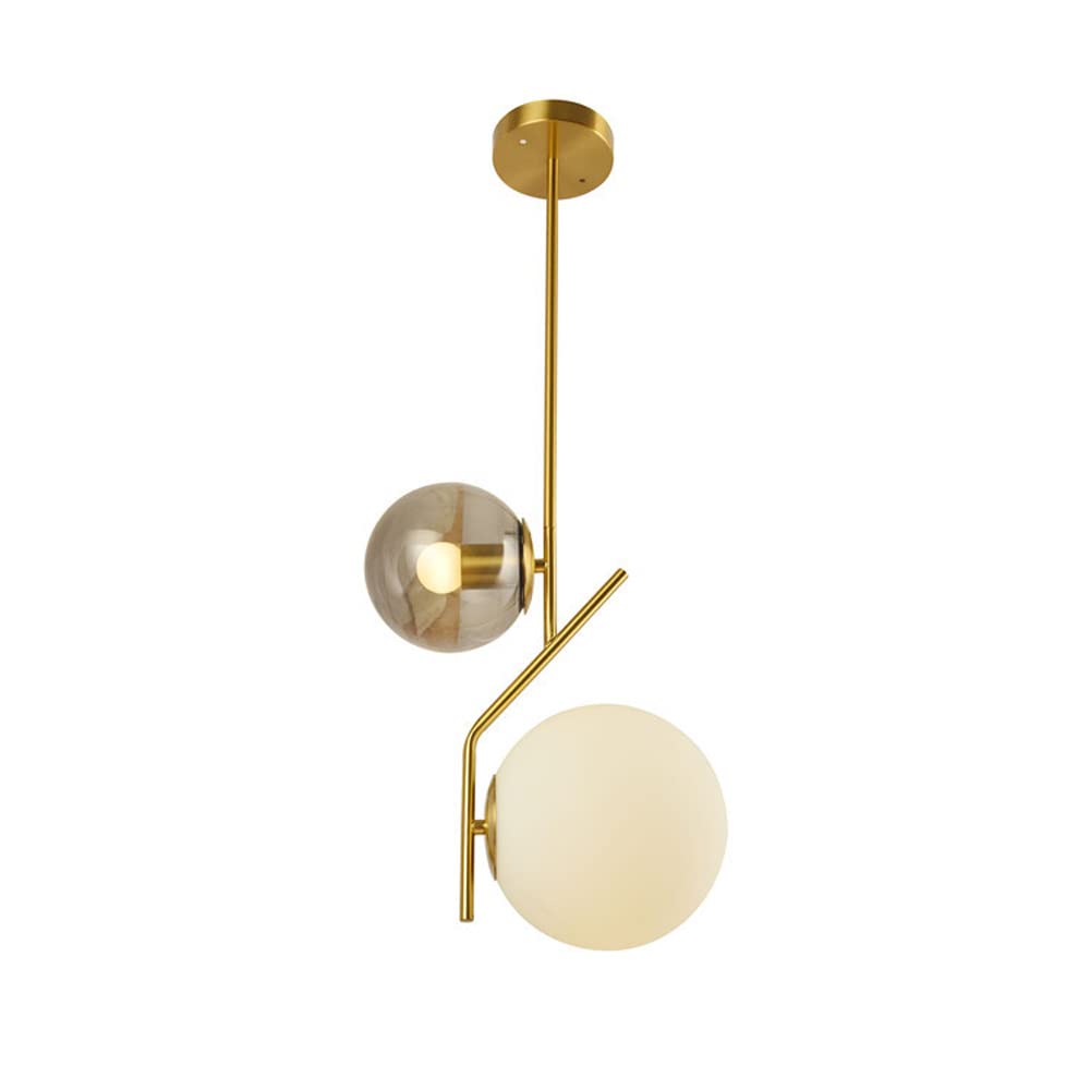 Lampe suspendue boule de verre pour éclairer un couloir sombre avec style moderne