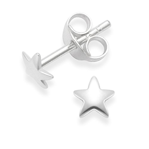 Heather Needham Sterling Silver Star Earrings - SIZE: 5mm. Flat silver star studs. Gift Boxed B41HN/5150.