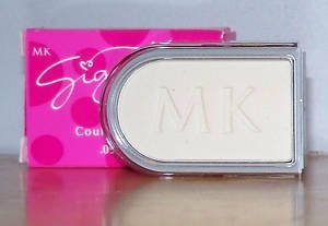 Mary Kay Signature Eye Color / Shadow ~ White Sand