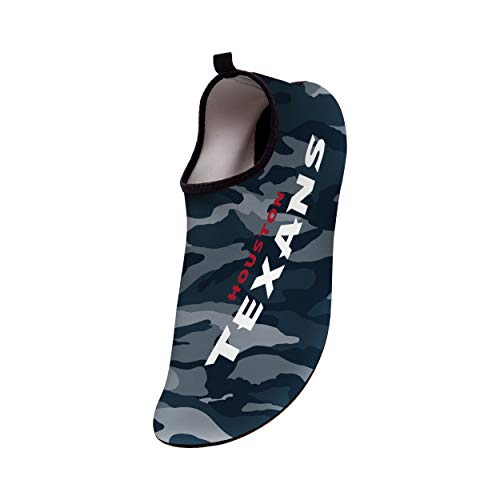 Image of FOCO Men's NCAA & NFL Team Camo Water Shoe
