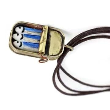 Hattba Ciondolo vintage a forma di lattina di sardina ornamento unico con ciondolo in latta di sardina ornamento per celebrazioni festive e decorazioni artistiche ciondolo