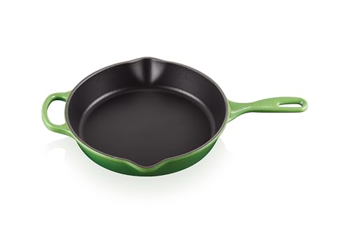 LE CREUSET Signature Hohe Brat- und Servierpfanne aus Gusseisen, für alle Herdarten und Backöfen, 26 cm, 2 Liter, Bamboo, 20187264080422