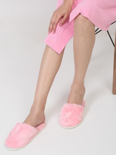Image of Premium Fur Home Slippers For Women & Men For Winter Capet Slippers for Bedroom Indoor Carpet house slides