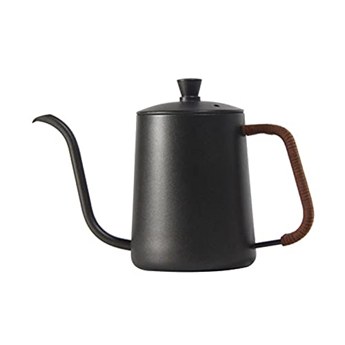 Verser le café sans éclaboussure avec cette bouilloire col de cygne