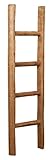 mueble bano vintage madera SOLUCIÓN PARA AHORRAR ESPACIO: La escalera decorativa puede apoyarse en la pared y utilizarse como toallero de pie, sin ocupar tanto espacio como una cómoda o un armario de baño.