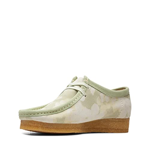 Image of Clarks Women's Wallabee Boot