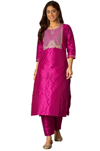 Image of Women's Silk Blend Solid Regular Kurta Set