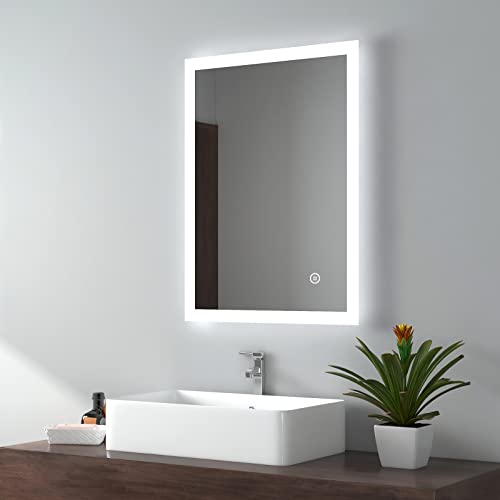 EMKE Miroir de salle de bain lumineux à LED 500 x 700 mm avec prise de rasoir, miroir mural intelligent de salle de bain avec fusible et tampon de désembuage, miroir multifonction économe en énergie