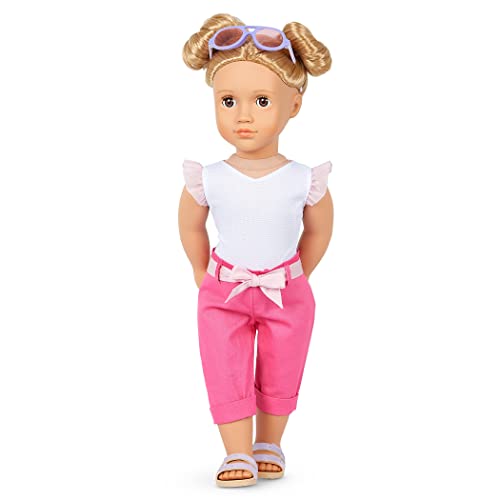 Our Generation Puppe Thea mit 3 Outfits – Bewegliche 46 cm Puppe mit Puppenkleidung, Kamm, Zubehör und blonden Langen Haaren zum Frisieren – Spielzeug ab 3 Jahren (19 Teile)