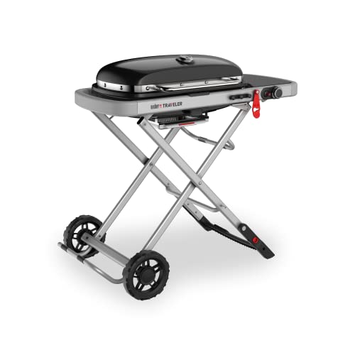 Weber Traveler Tragbarer Gasgrill mit klappbarem Untergestell und Rädern