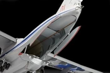 Amazon | ズベズダ 1/144 ソ連軍 イリューシン IL-76MD 大型ジェット