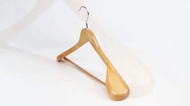 Amazon.com: Coat Hanger 8-Pack, MEQUTION Wood Hangers