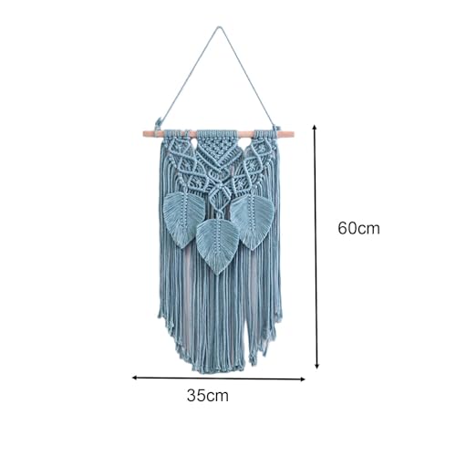 Habiller un mur vide avec ce macramé mural bleu feuilles texturé