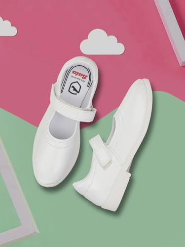 Image of Bata Girls Pull On School Uniform Shoe