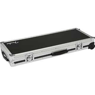 Fender® »CEO FLIGHT CASE WITH WHEELS« Étui à roulettes pour guitare électrique - Les Beatles, Paul McCartney, John Lennon, RIngo Starr, George Harrison Fender® »CEO FLIGHT CASE WITH WHEELS« Étui à roulettes pour guitare électrique – Image 4