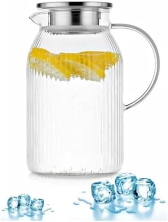 Metal Kapaklı Cam Sürahi – Çizgili Tasarım, Isıya Dayanıklı Şeffaf Cam, Şık ve Ergonomik Mutfak Gereci, Soğuk ve Sıcak İçecekler İçin - Görsel 1