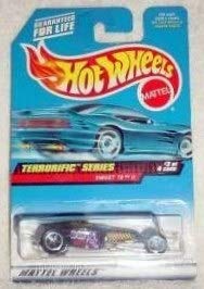 Amazon.com: Hot Wheels Terrorific Series #3/4 Sweet 16 II Col#979