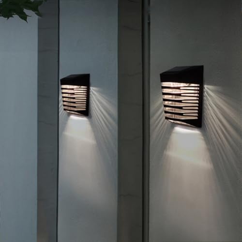 Luz solar para valla de jardín que soluciona zonas oscuras 4