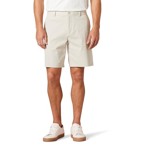 Amazon Essentials Men’s Classic-Fit 9″ Comfort Stretch Chino Short