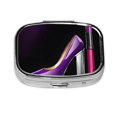 Quadratische Pillendose mit 2 Fächern, elegante violette High Heels mit Lippenstift, kleiner Pillen-Organizer, tragbare Pillendose, Vitaminbehälter, Reiseutensilien, 5,5 x 4 x 1,8 cm