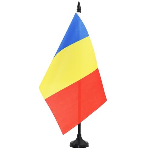 AZ FLAG - Drapeau De Table Tchad 21x14 cm - Petit Drapeau Tchadien De Bureau 100% Polyester Avec Hampe De 25cm Et Socle En Plastique Noir