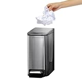 Élégance peu encombrante : ajoutez une touche de sophistication à votre maison avec cette poubelle à pédale. Son style et élégant s'adapte parfaitement à la décoration de n'importe quelle pièce tandis que sa capacité de 6 L assure une élimination légère et pratique des déchets.