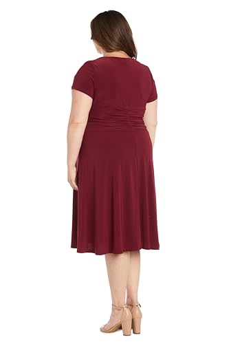 Image of R&M Richards Women's Metallic Foil Print Bodycon Dress W /Draped Capelet - Knee-Length Cocktail Party Outfit