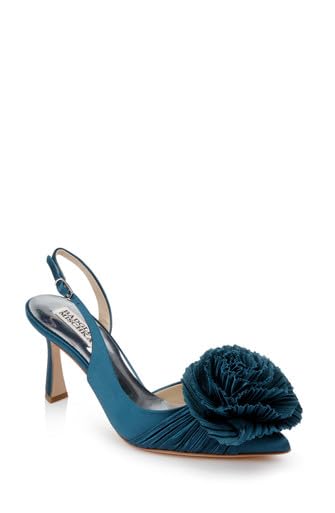 Badgley Mischka Women's Blaire Pump2