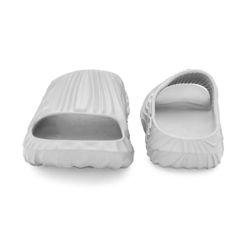 Image of Red Tape Men's Sliders for Lightweight Everyday Comfort