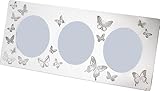 [Cadre Photo Triple en Étain avec Motif Papillon en Relief, Photos de 7,6 x 5,1 cm] – Il mesure lui-même. H : 110 mm L : 255 mm Cadeau idéal pour la maison et pour les mariages et les anniversaires, cadeau de demoiselle D'honneur ou pour un usage personnel. L'Étain est un alliage D'étain (90 %+), D'antimoine et de cuivre et est utilisé pour fabriquer des récipients à Boire depuis l'époque des pharaons.
