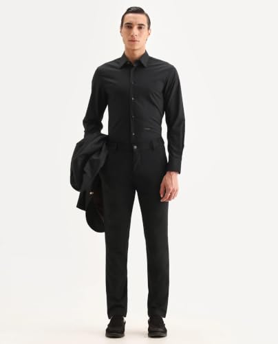 Image of Men's Travel-11 Regular Fit Solid Polyester Blend Mid-Rise Trouser