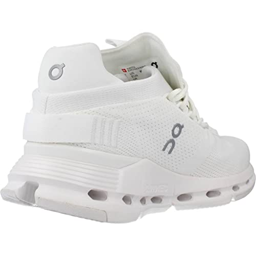 Image of On Women's Cloudnova Sneakers