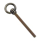 Style vintage chic : les poignées de tiroir et boutons de porte anciens apportent une touche d’élégance et se marient harmonieusement avec les poignées de commode en bronze dans tout espace vintage