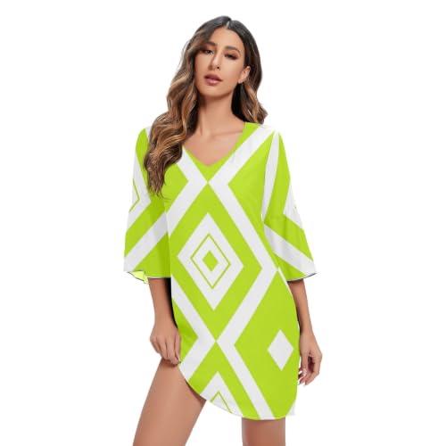 Robe trapèze en mousseline fluide : fini les vêtements serrés avec ce col en V doux