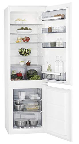 SCE61826NS Einbau Kühl-Gefrier-Kombination mit Gefrierteil unten / 192 l Kühlschrank / 61 l Gefrierschrank / NoFrost vier-Sterne Gefrierabteil /