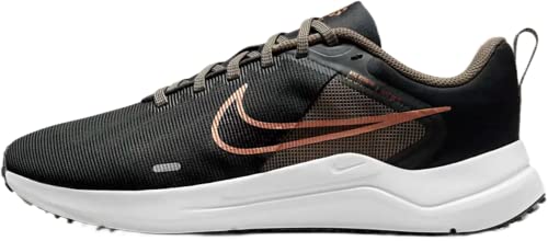 Image of Nike Women's Air Winflo 9 Sneaker