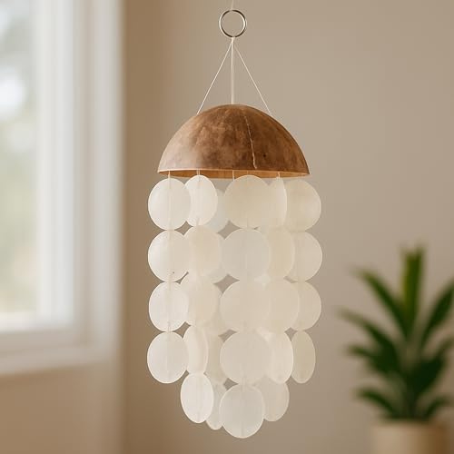 MIJOMA Capiz - Scacciapensieri a conchiglia per interni ed esterni, fatto a mano, con conchiglie, decorazione da giardino, regalo per terrazza e giardino, 45 cm, diametro 13 – 14 cm, legno di cocco